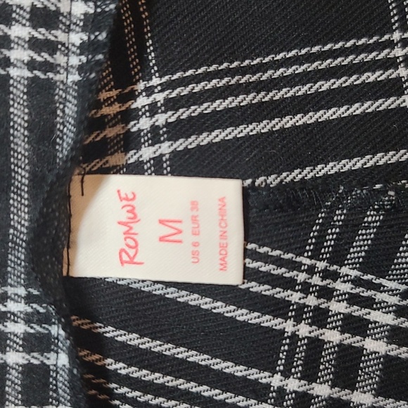 ROMWE Women's Black and White Plaid Pants with Suspenders (Sz M) - Picture 4 of 9